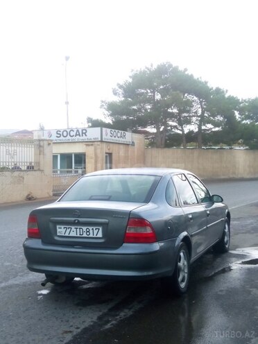 Opel Vectra 1996, 290,000 km - 1.6 l - Bakı