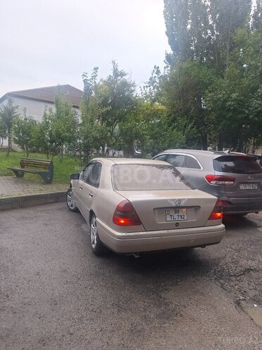 Mercedes C 180 1993, 399,258 km - 1.8 l - Bakı