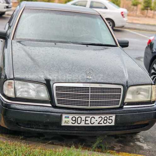 Mercedes C 220 1995, 350,000 km - 2.2 l - Bakı