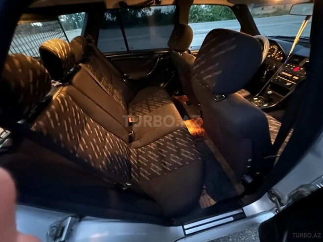 Mercedes C 220 1998, 570,000 km - 2.2 l - Quba
