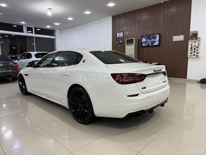Maserati Quattroporte 2013, 79,000 km - 3.8 l - Bakı