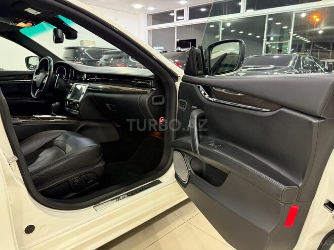 Maserati Quattroporte 2013, 79,000 km - 3.8 l - Bakı
