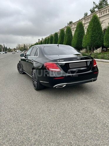 Mercedes E 300 2019, 141,000 km - 2.0 l - Gəncə