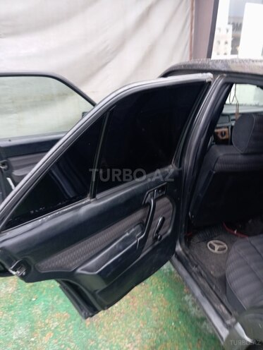 Mercedes 190 1992, 415,000 km - 2.0 l - Bakı