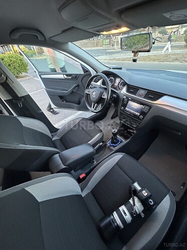 Skoda Rapid 2019, 161,000 km - 1.6 l - Bakı