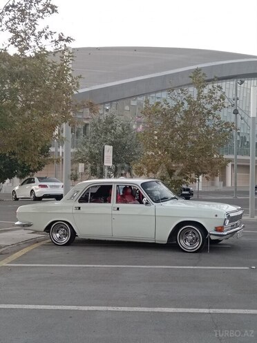 GAZ 24 1990, 83,000 km - 2.5 л - Bakı