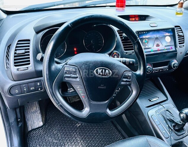 Kia K3 2015, 175,000 km - 1.6 l - Bakı
