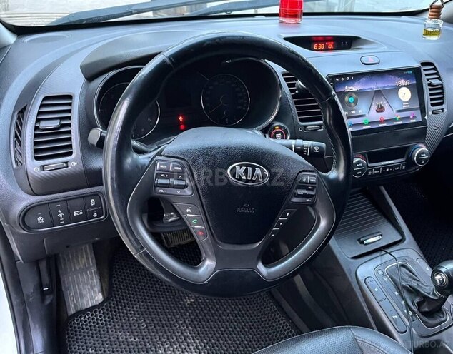 Kia K3 2015, 175,000 km - 1.6 l - Bakı