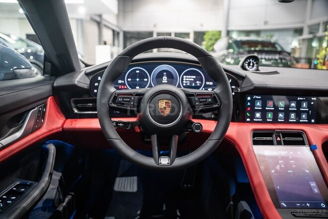 Porsche Taycan-9