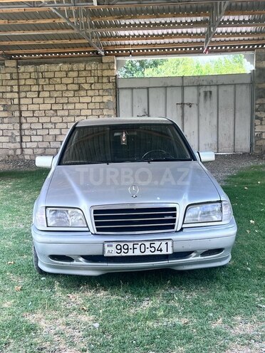 Mercedes C 200 2000, 273,000 km - 2.0 l - Bakı