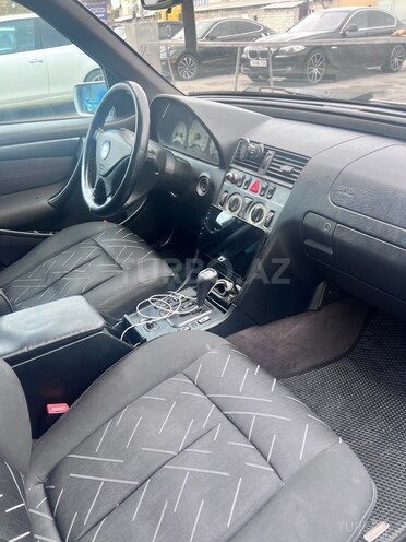 Mercedes C 200 2000, 273,000 km - 2.0 l - Bakı