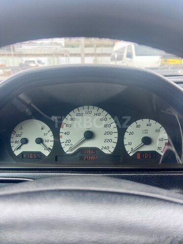 Mercedes C 200 2000, 273,000 km - 2.0 l - Bakı