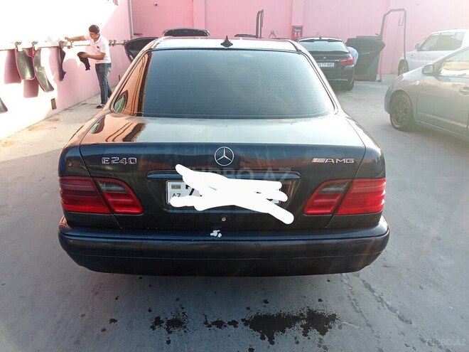 Mercedes E 240 1998, 405,000 km - 2.4 l - Bakı