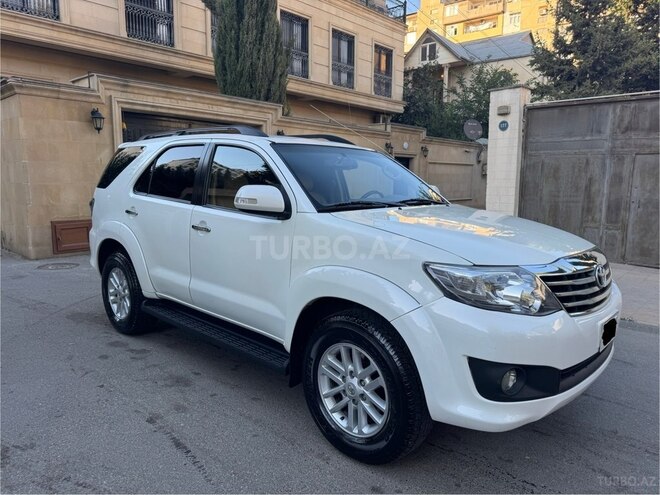 Toyota Fortuner 2013, 200,000 km - 2.7 l - Bakı