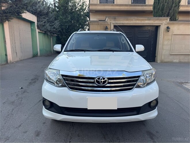 Toyota Fortuner 2013, 200,000 km - 2.7 l - Bakı