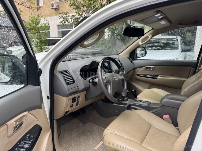 Toyota Fortuner 2013, 200,000 km - 2.7 l - Bakı