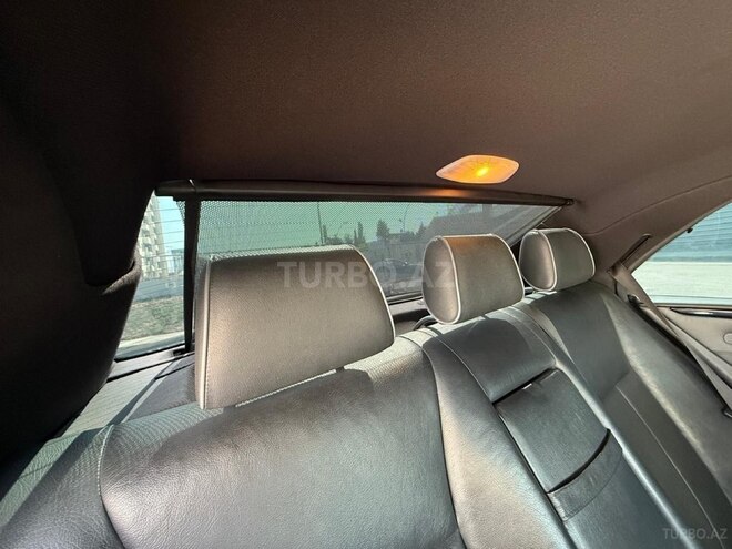 Mercedes E 240 1999, 303,000 km - 2.4 l - Tovuz