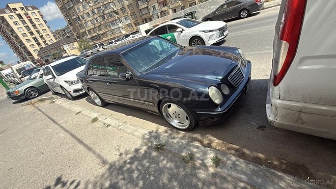 Mercedes E 240 1999, 303,000 km - 2.4 l - Tovuz