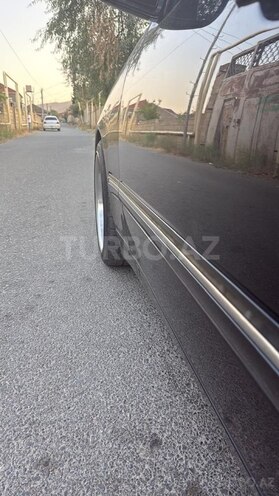 Mercedes E 240 1999, 303,000 km - 2.4 l - Tovuz