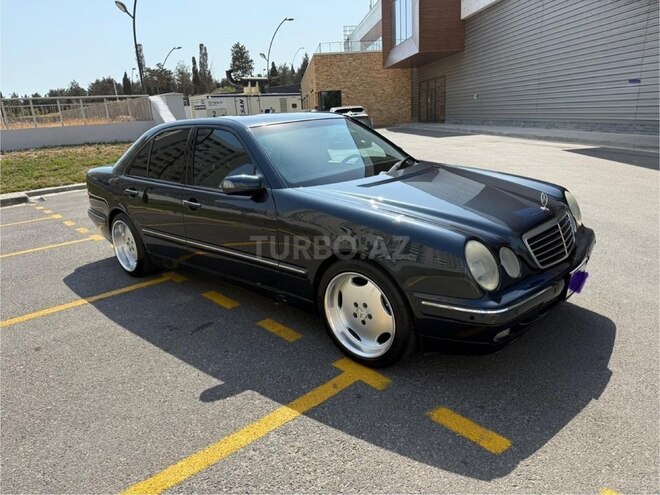 Mercedes E 240 1999, 303,000 km - 2.4 l - Tovuz