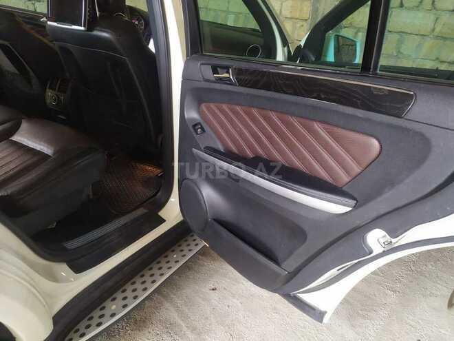 Mercedes GL 500 4MATIC 2011, 380,000 km - 5.5 l - Bakı