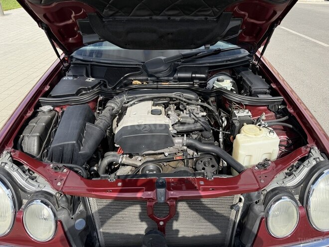 Mercedes E 200 1999, 160,000 km - 2.0 l - Bakı