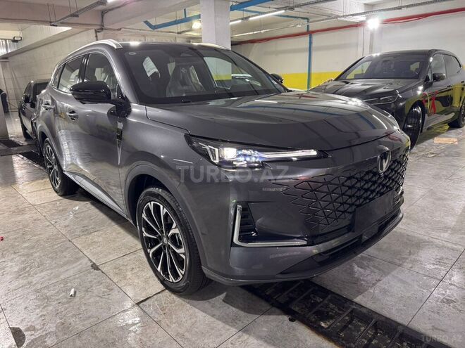 Changan CS 55 Plus 2025, 0 km - 1.5 л - Bakı