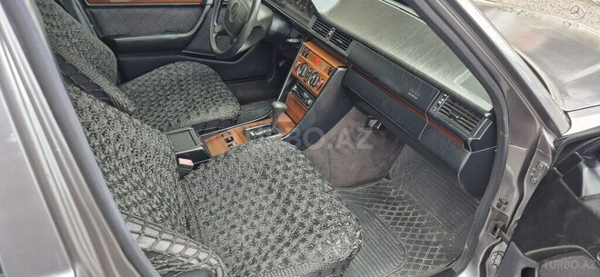 Mercedes 220 E 1995, 378,456 km - 2.2 l - Bakı