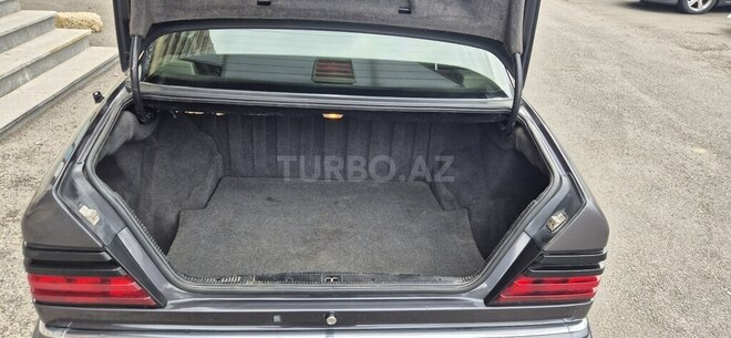 Mercedes 220 E 1995, 378,456 km - 2.2 l - Bakı