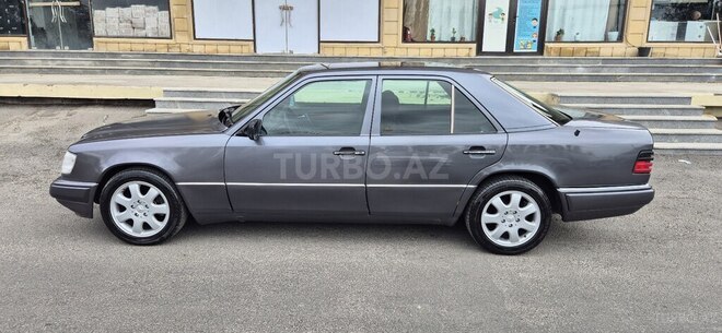 Mercedes 220 E 1995, 378,456 km - 2.2 l - Bakı