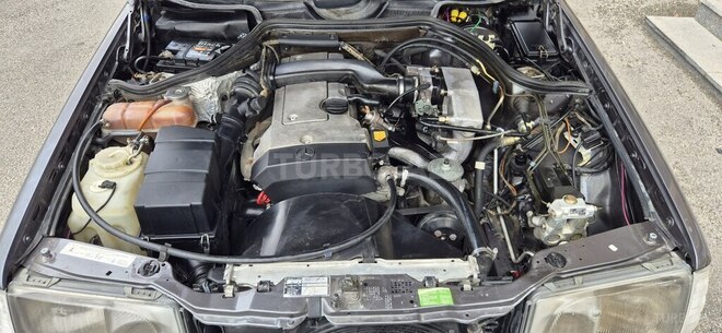 Mercedes 220 E 1995, 378,456 km - 2.2 l - Bakı