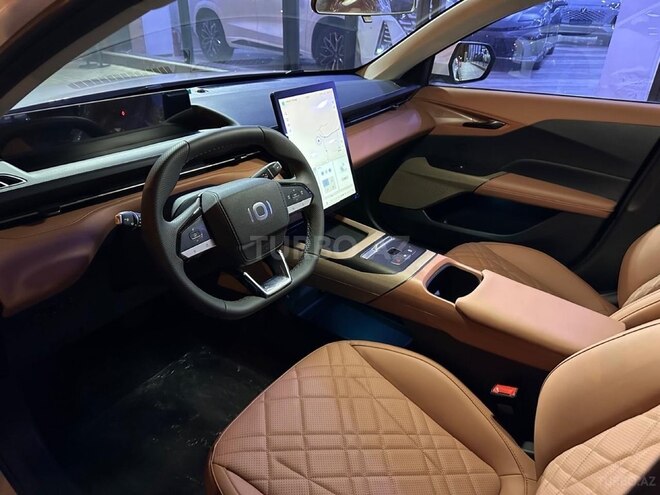 Changan Qiyuan A05-8