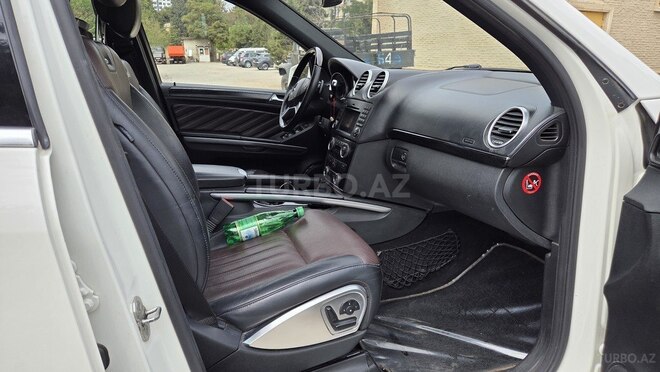Mercedes GL 500 4MATIC 2012, 135,000 km - 5.5 l - Bakı