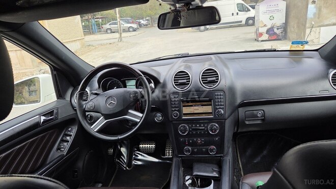 Mercedes GL 500 4MATIC 2012, 135,000 km - 5.5 l - Bakı