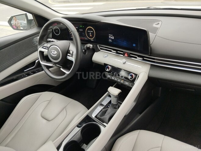 Hyundai Elantra 2023, 24,200 km - 1.6 l - Bakı