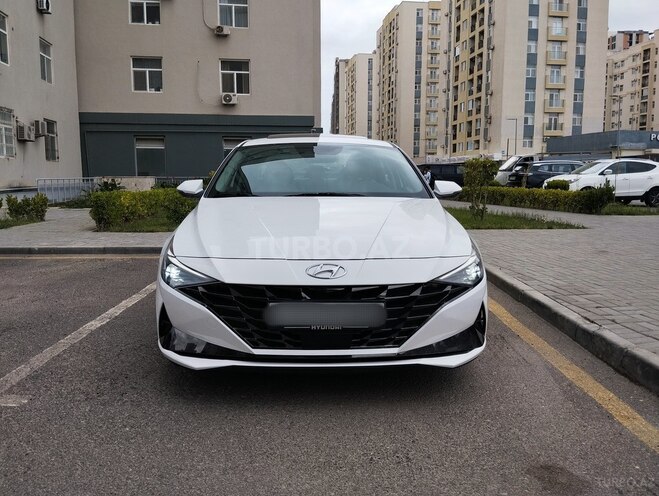 Hyundai Elantra 2023, 24,200 km - 1.6 l - Bakı
