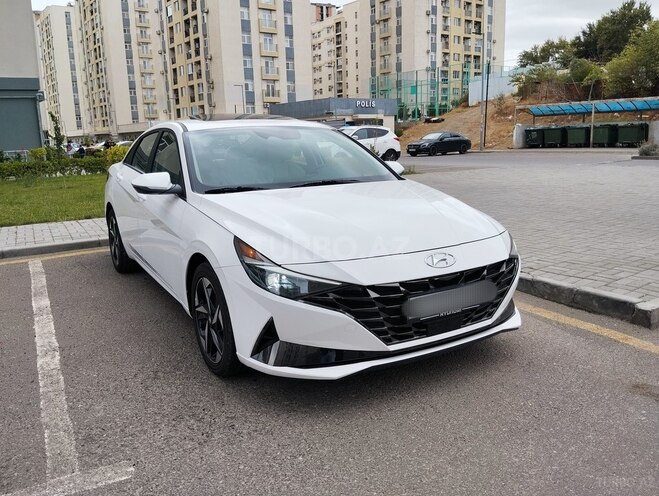 Hyundai Elantra 2023, 24,200 km - 1.6 l - Bakı