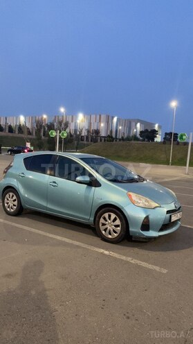 Toyota Prius C 2012, 302,074 km - 1.5 l - Bakı