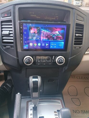 Mitsubishi Pajero 2011, 211,200 km - 3.5 л - Bakı