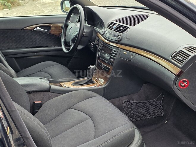 Mercedes E 220 2002, 475,000 km - 2.2 l - Sumqayıt