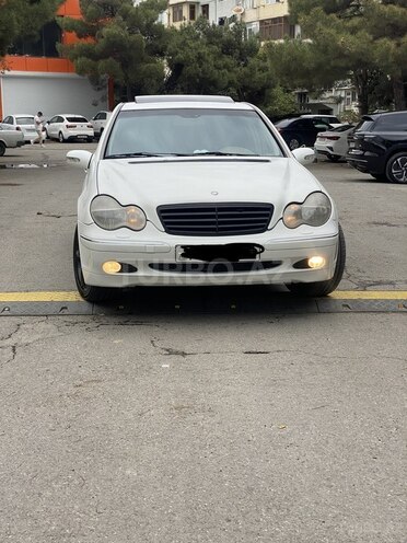 Mercedes C 240 2000, 215,480 km - 2.6 л - Bakı
