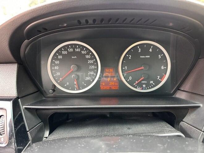 BMW 525 2005, 353,000 km - 2.5 l - Bakı