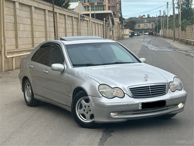 Mercedes C 200 2002, 254,877 km - 2.0 l - Bakı