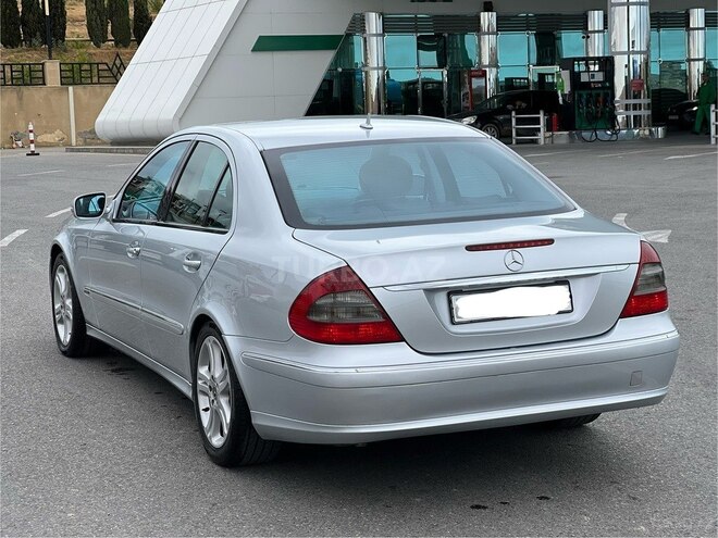 Mercedes E 220 2006, 260,000 km - 2.2 l - Bakı