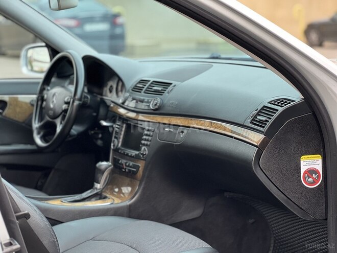 Mercedes E 220 2006, 260,000 km - 2.2 l - Bakı