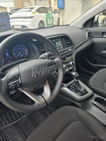 Hyundai Elantra 2019, 158,000 km - 2.0 l - Bakı