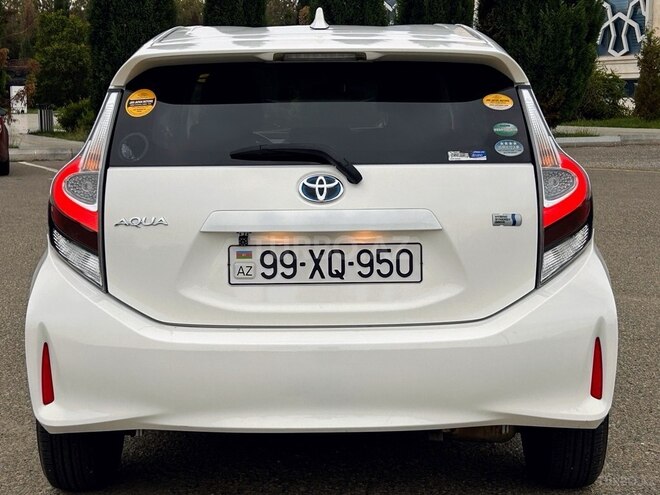 Toyota Aqua 2020, 100,977 km - 1.5 л - Gəncə