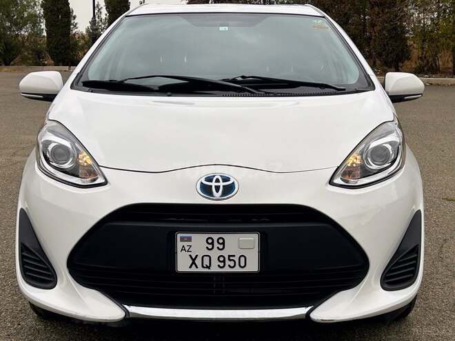 Toyota Aqua 2020, 100,977 km - 1.5 л - Gəncə