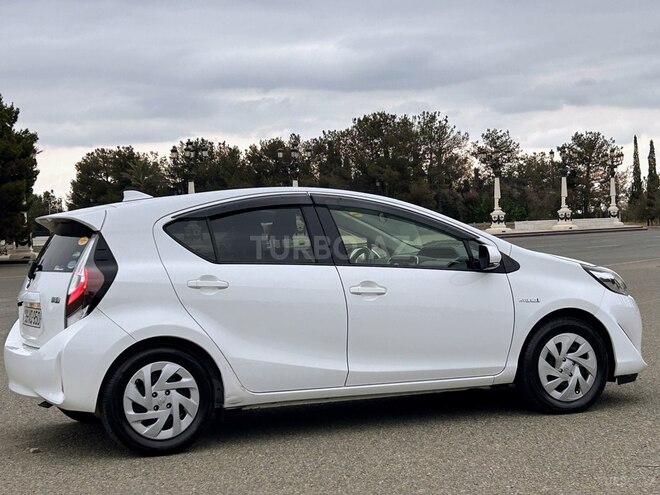 Toyota Aqua 2020, 100,977 km - 1.5 л - Gəncə