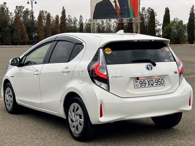 Toyota Aqua 2020, 100,977 km - 1.5 л - Gəncə